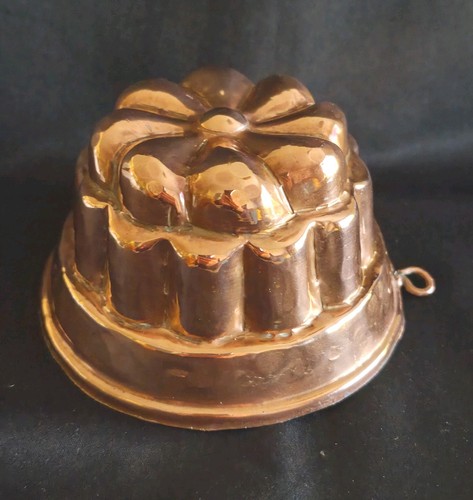 Ancien beau petit moule - petit,