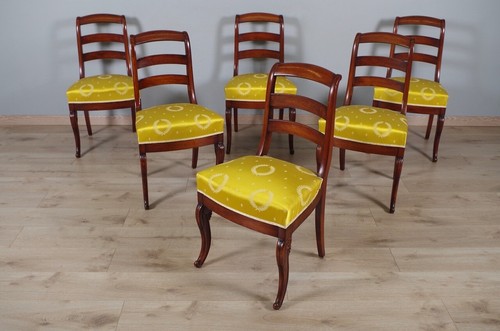 Suite six chaises - suite,