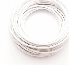 lot 6 m de gaine blanche et 4