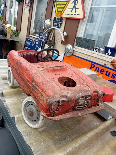 Voiture pedales - voiture,