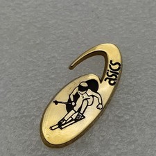 Pin's-ASICS-Mode-Vetement Chaussure JO Skieur -P2E5