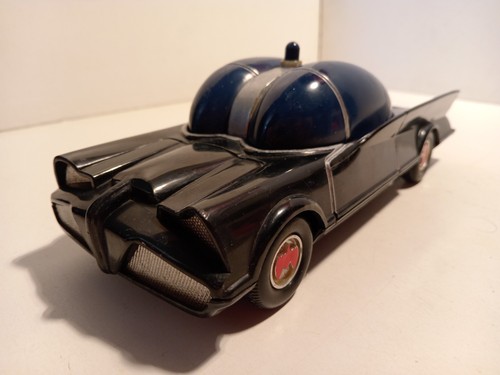 Tomy 1977 batmobile robin - p,