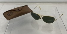 Ray-Ban Gold Tone Frame Aviator Sunglasses