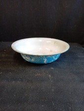 Ancienne bassine cuvette Tôle