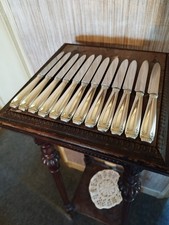 12 Couteaux à Entremets