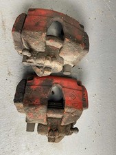 Pair of front brake calipers & carriers - Renault Twingo Mk2 RS 133 1.6 16v