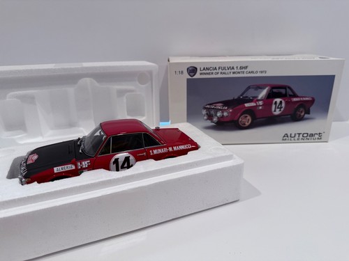 Autoart scale model of - scale,