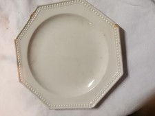 Ancienne assiete blanche