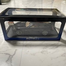 [Avec boite] Jaguar XK Coupé