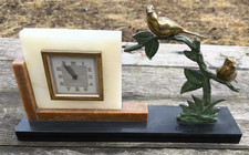 Ancienne horloge Art Déco sur