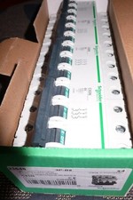 DISJONCTEUR 6A TRIPHASE 6