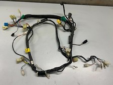 UN FAISCEAU ELECTRIQUE MOTO