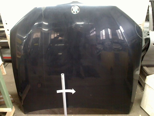 Capot endommage bmw serie - capot,