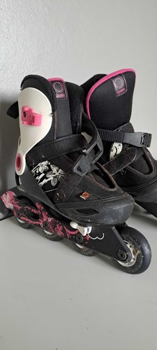 Rollers fille avec protections