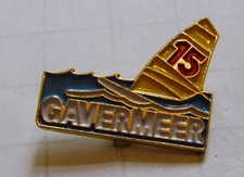 pin's PLANCHE A VOILE