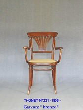 Fauteuil Thonet N°221 