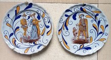 Rare Paire D'assiettes Faience