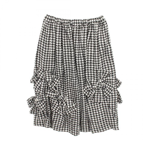 Jupe ruban pied - de, poule