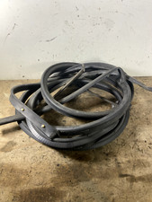 2 joints chassis entre porte