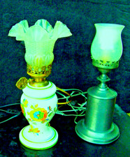 2 PETITES LAMPES
