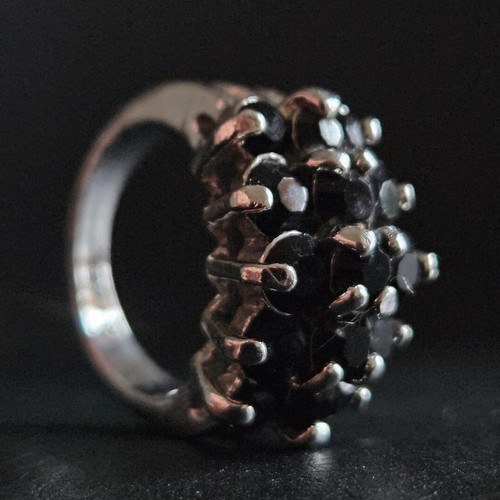 Bague monticule pierres - monticule,