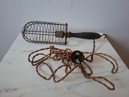 Ancienne lampe baladeuse - ancienne,