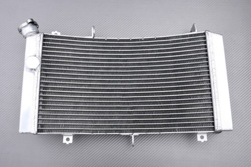 Radiateur eau type - radiateur, racing