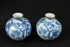 2 petits vases à fleurs