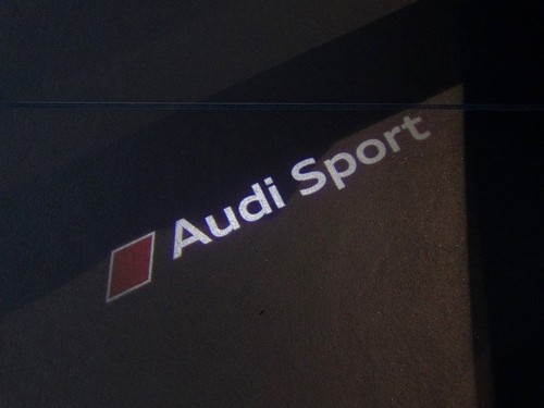 éclairage entrée led audi - Éclairage,