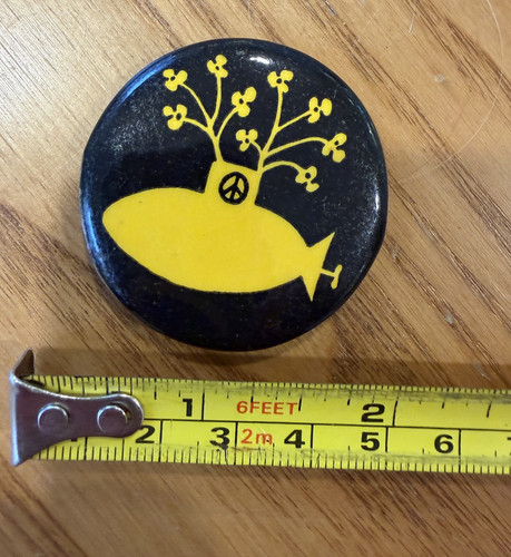 Yellow submarine with peace - yellow,