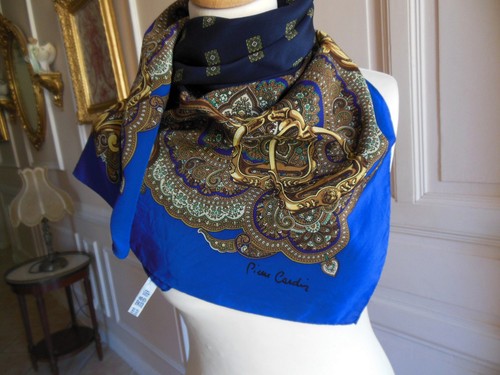 Foulard carré vintage - , pierre