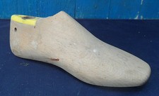 FORME A CHAUSSURE D'ENFANT (T