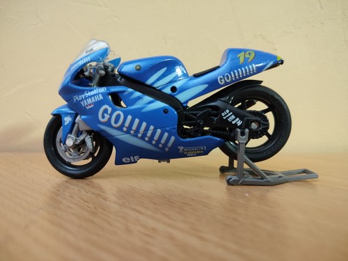 Moto majorette 18 yamaha - moto,
