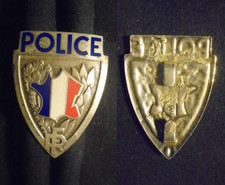 INSIGNE MÉTAL POLICE - 40mm x 54 mm