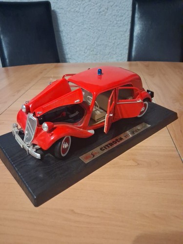 Citroen traction 15cv - citroen,