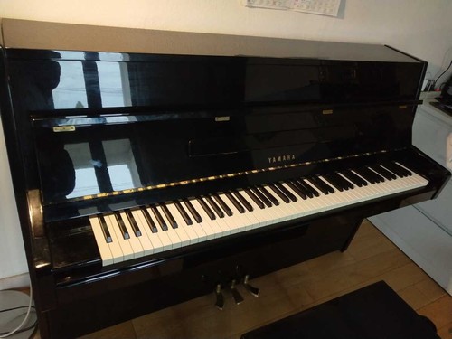 Piano droit yamaha m5j - droit,