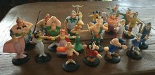 Lot 21 figurines différentes