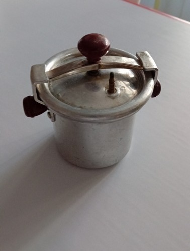 Dinette ancienne cocotte mini - ancienne,