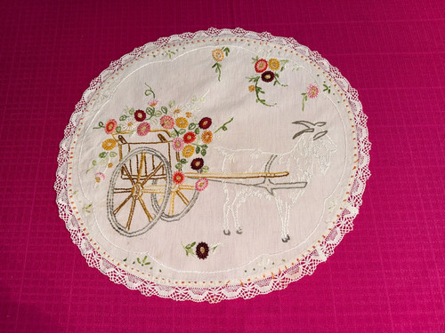 Napperon brodé époque art - napperon,