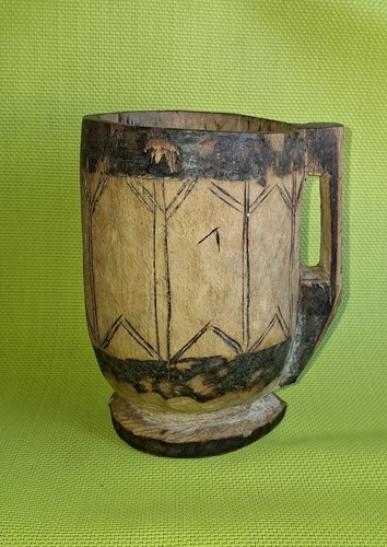 Chope brutaliste ancienne - brutaliste,