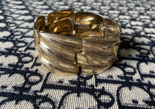 Bracelet manchette articulé