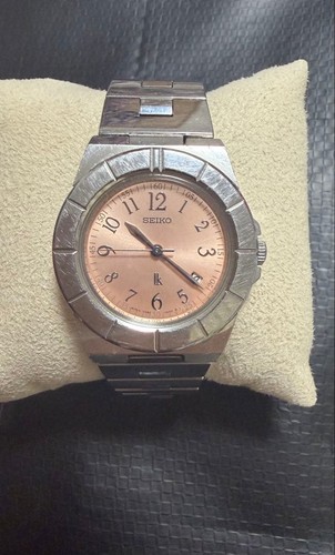 Montre rose analogique seiko - rose,