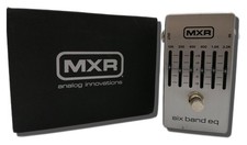 Pédale d'effets égaliseur