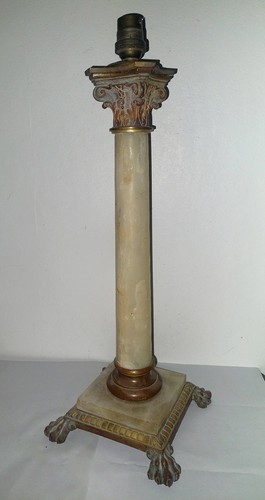 Grand pied lampe petrole - de, a