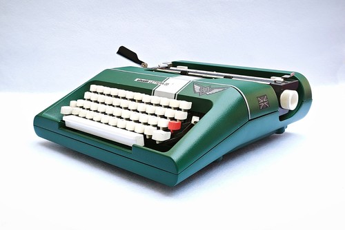 Machine écrire olivetti - à,