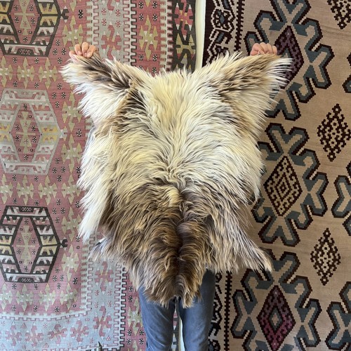 Tapis naturel peau de - tapis, en