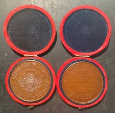 2 médailles cu " Caisses des