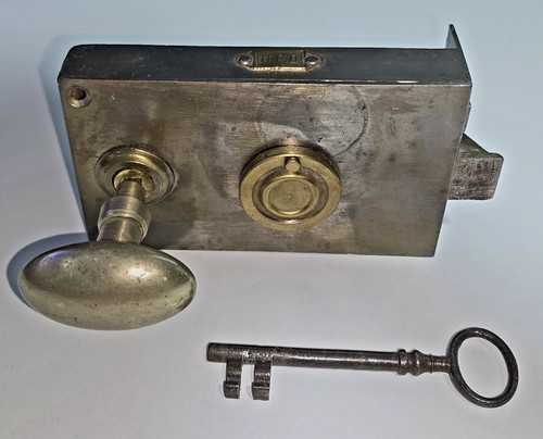 Ancienne serrure marque - serrure,