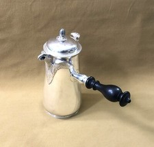 DELAIRE belle chocolatière en métal argenté Modèle EMPIRE Chocolat Moussoir