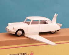 Car-Horse Citroen ds 19